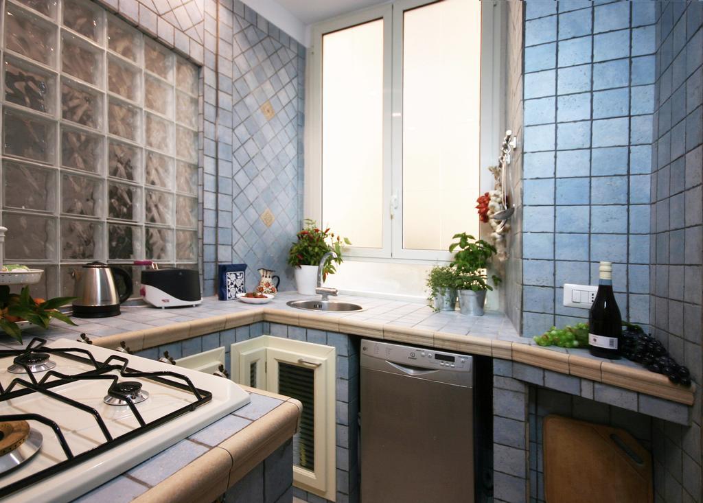 Appartement Sebeto Toledo à Naples Extérieur photo